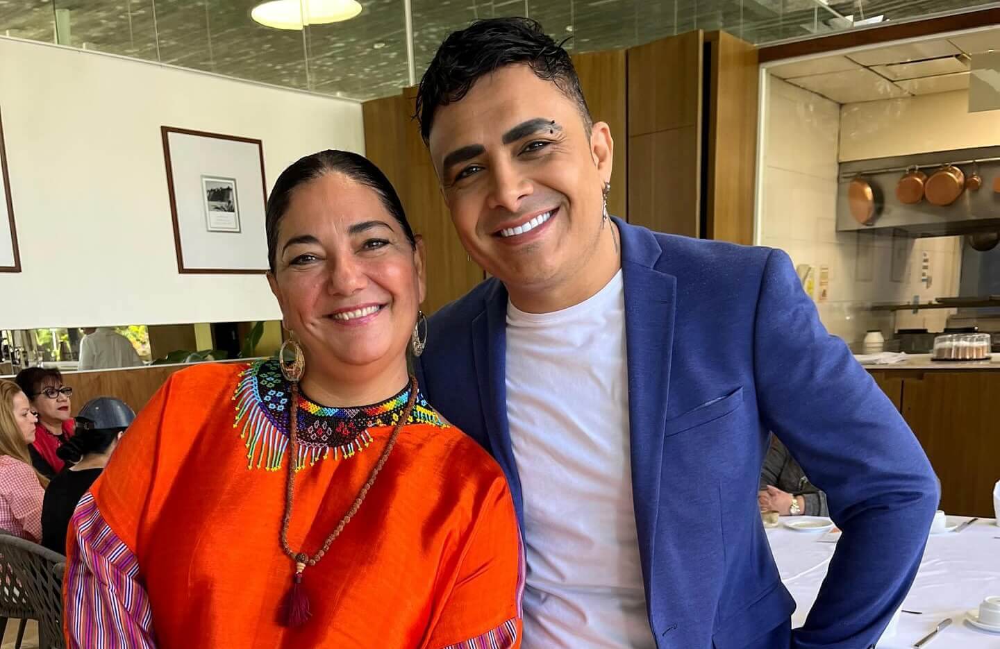 Presentación en medios y revista